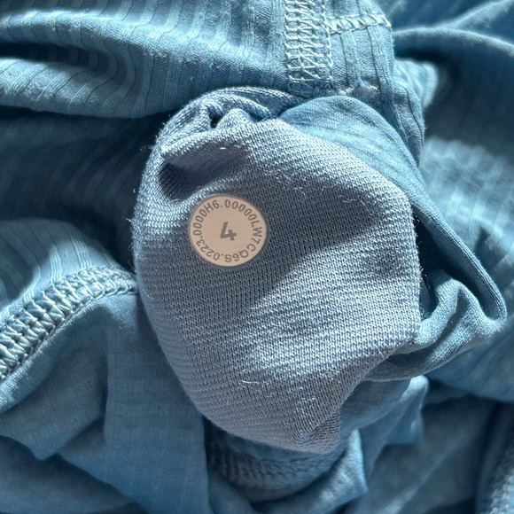 High-Rise Yoga Short 6" *Grid Texture - Picture 3 of 4